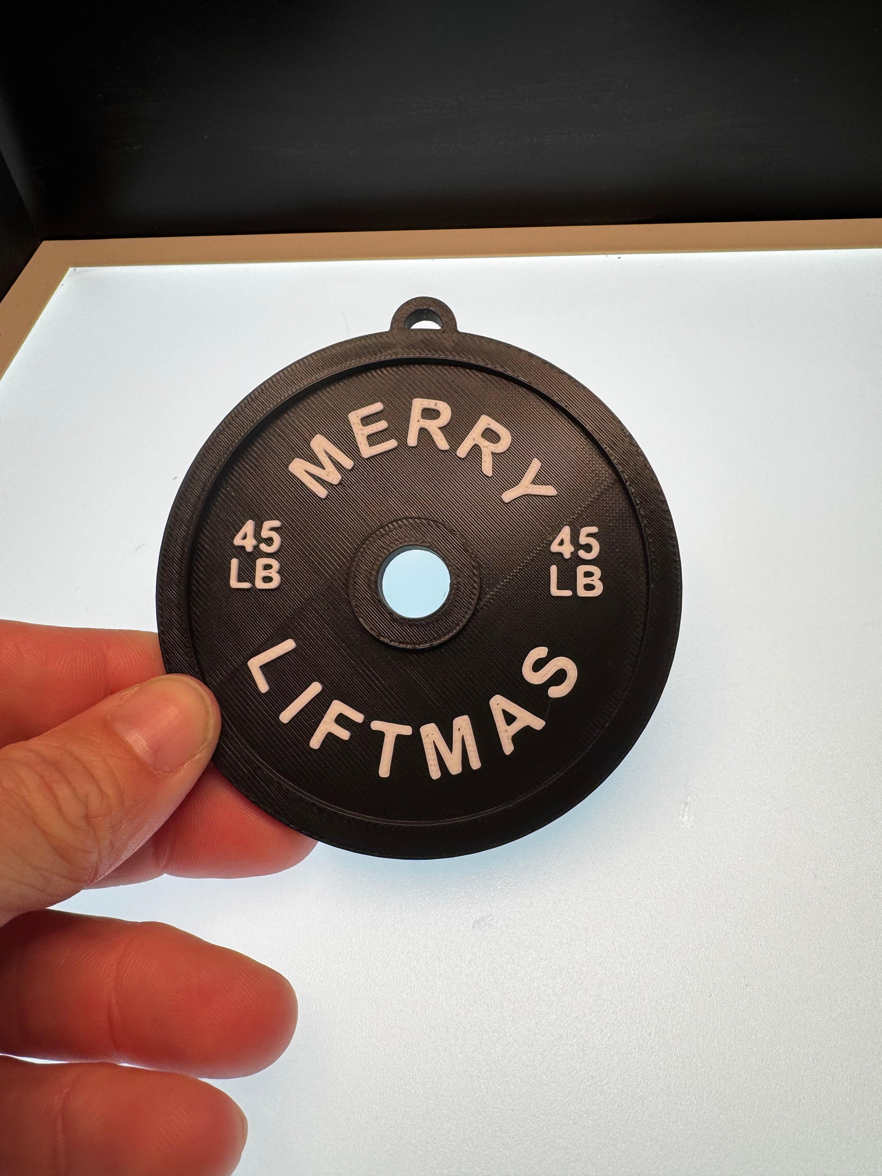 “Merry Liftmas” Barbell Plate Ornament — Perfect for Gym Lovers 🎄🏋️‍♂️